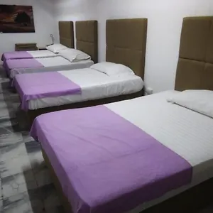 Boutique Basic Hotel Puerto Vallarta