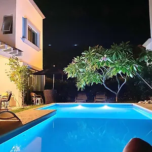 Esquina De La Felicidad De Playacar Bed and breakfast Playa del Carmen