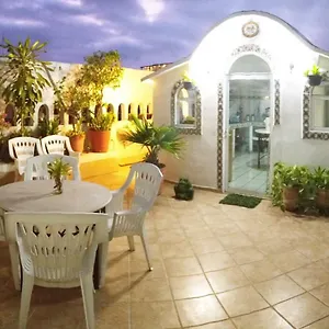 Alexandross Hostal Puerto Vallarta